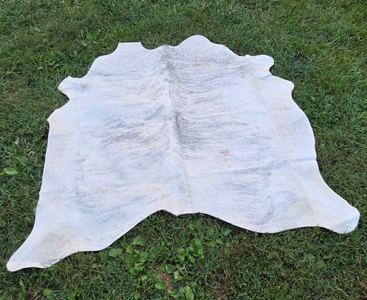 Light Grey Brindle Brazilian Cowhide Rug – Genuine Hair-On Hide